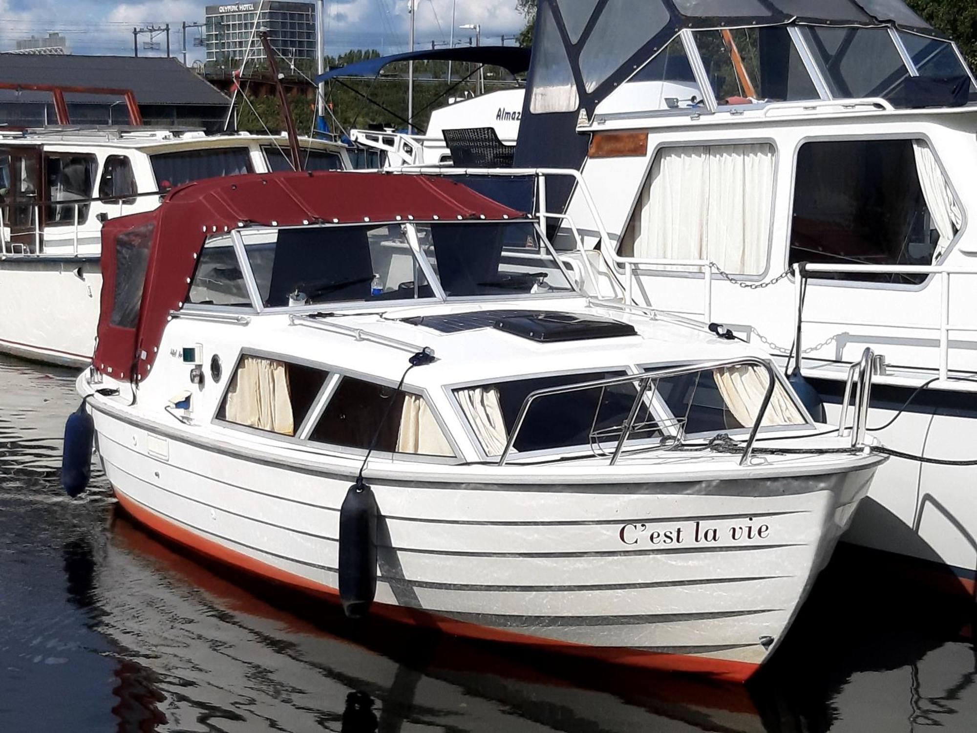 ホテル Motor Yacht Almaz アムステルダム エクステリア 写真